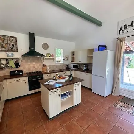 La Vie En Rose Villa *